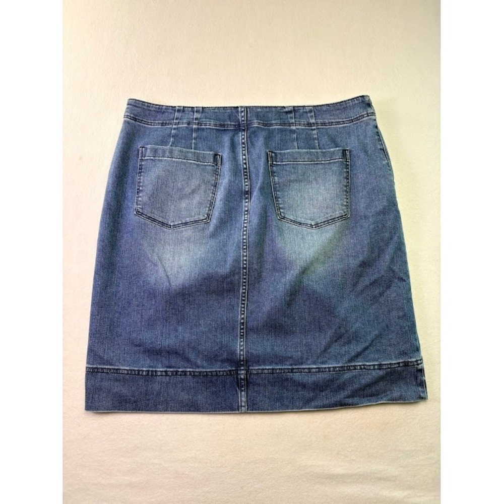 Talbots Denim Mini Skirt Womens 14 Blue Medium Wash Stretch Pockets - Picture 4 of 6